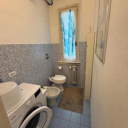 Homestay szállás Cozy Private Wt Balcony In Citta Studi *