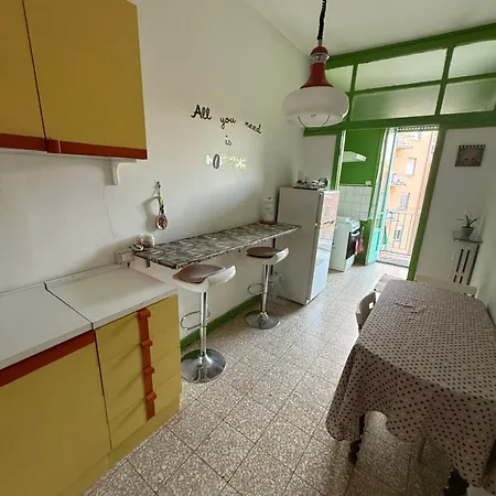 Cozy Private Wt Balcony In Citta Studi Homestay szállás