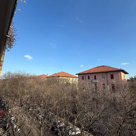 Homestay szállás Cozy Private Wt Balcony In Citta Studi Milánó