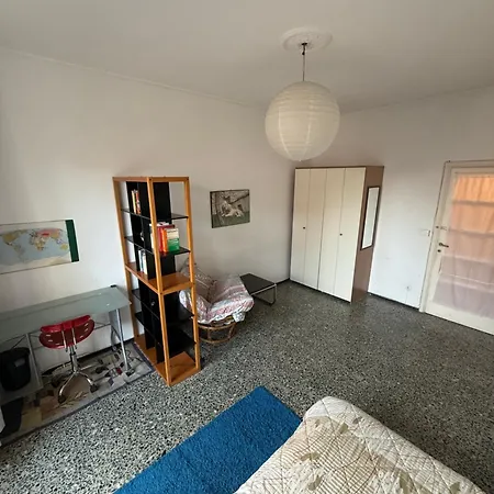 Homestay szállás Cozy Private Wt Balcony In Citta Studi *