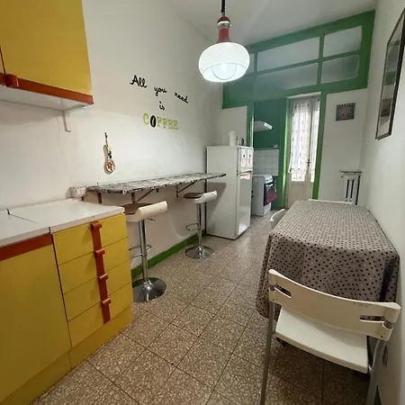 Homestay szállás Cozy Private Wt Balcony In Citta Studi Milánó